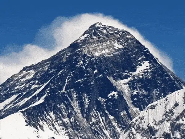 How Mount Everest became a multimillion-dollar business - The Hustle