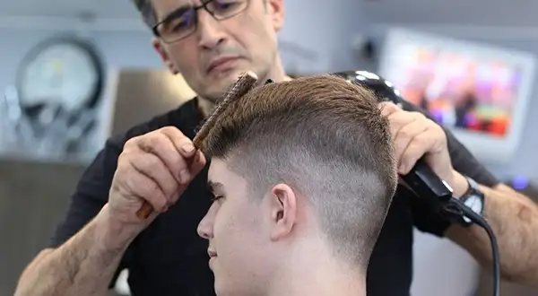 Everyone's buzzing about virtual haircuts - The Hustle