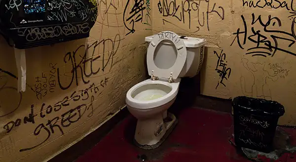 Where are all the public restrooms?